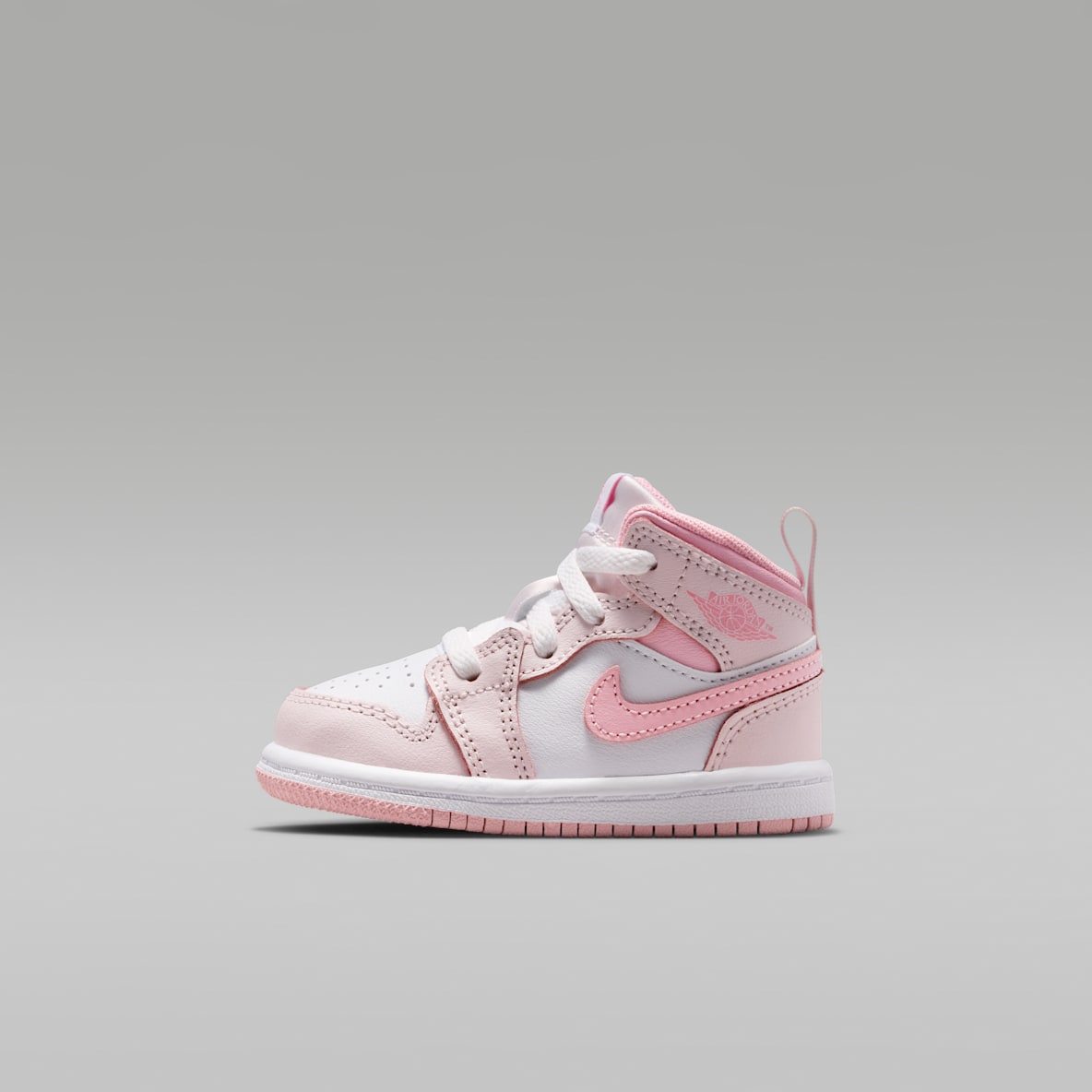 Jordan 1 Pink. Nike.com